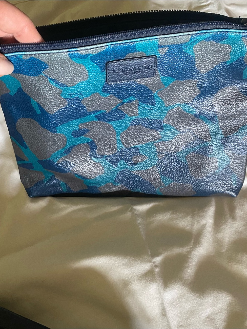 TIGNANELLO  Dark Blue Pebbled Leather Structured Tote with a Removable Bag - Picture 13 of 15